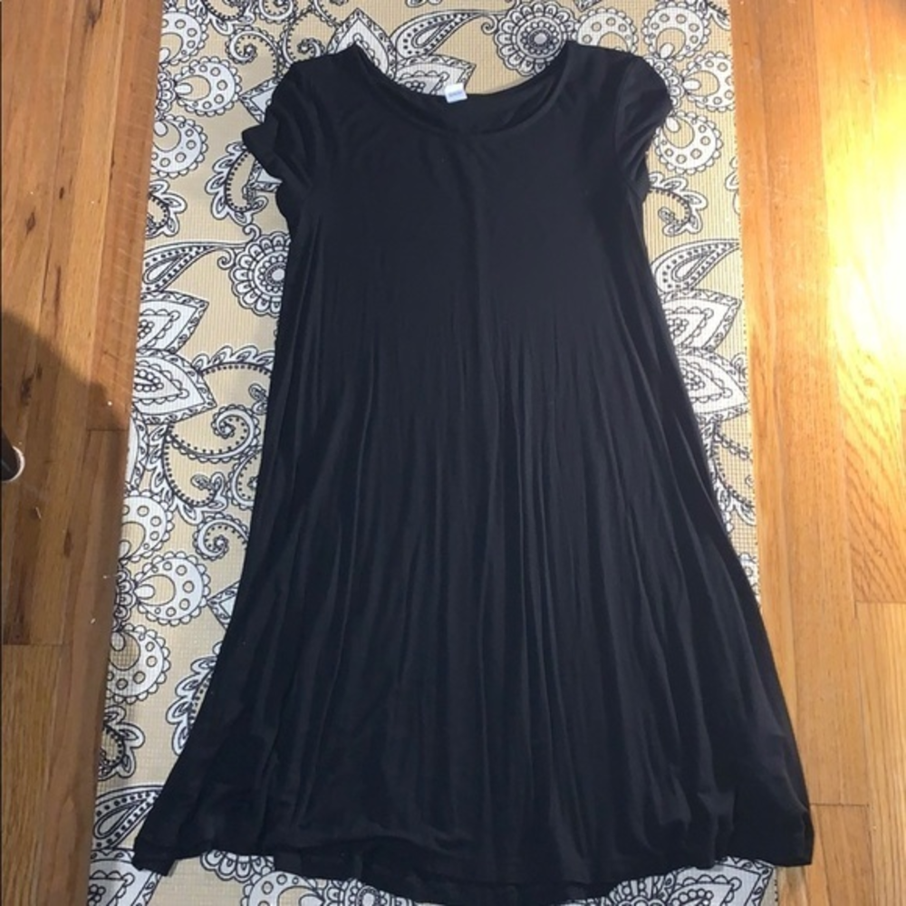 Black t shirt‎ dress